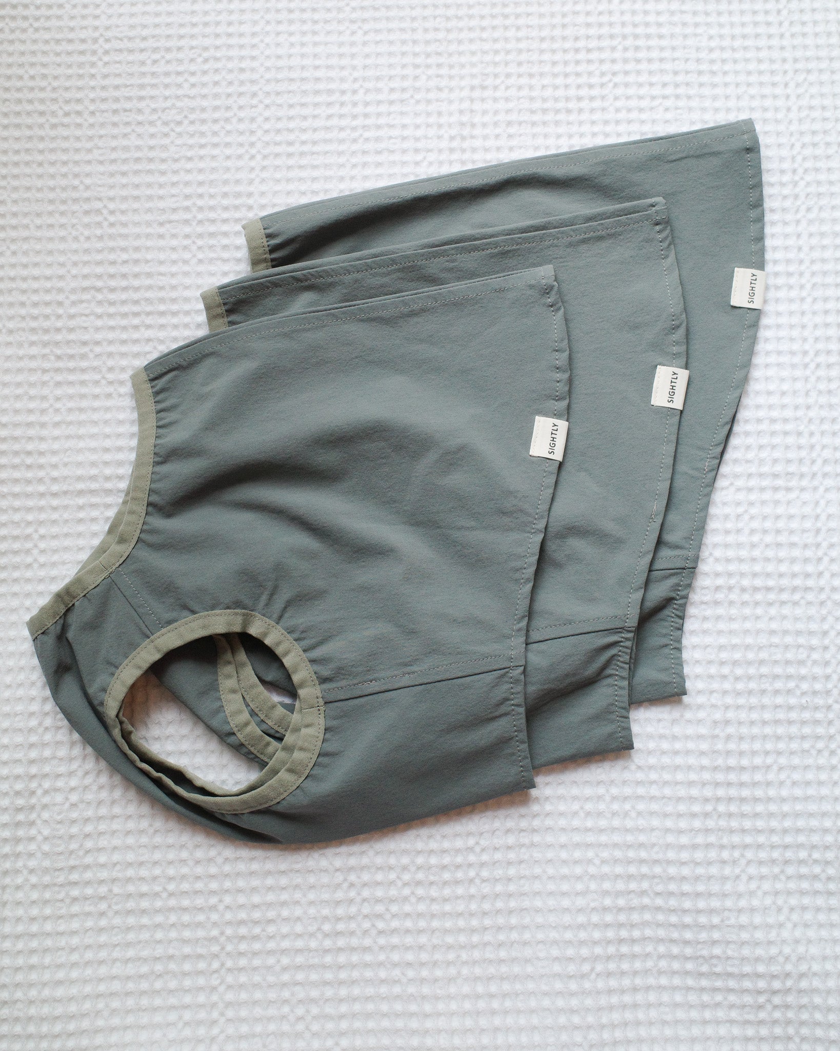 Premium cooling vest for dogs