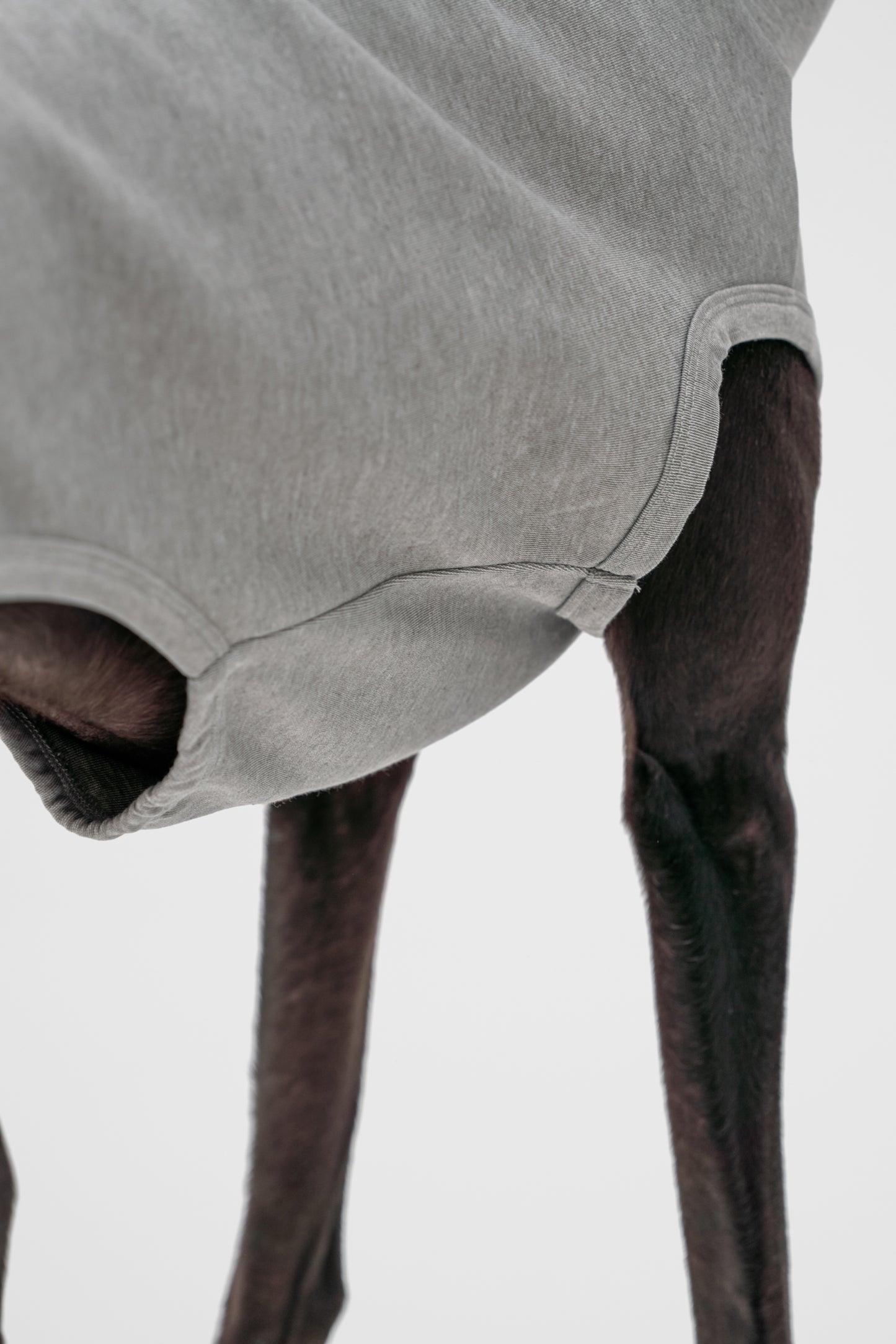 Sleeveless Jumper in Grey